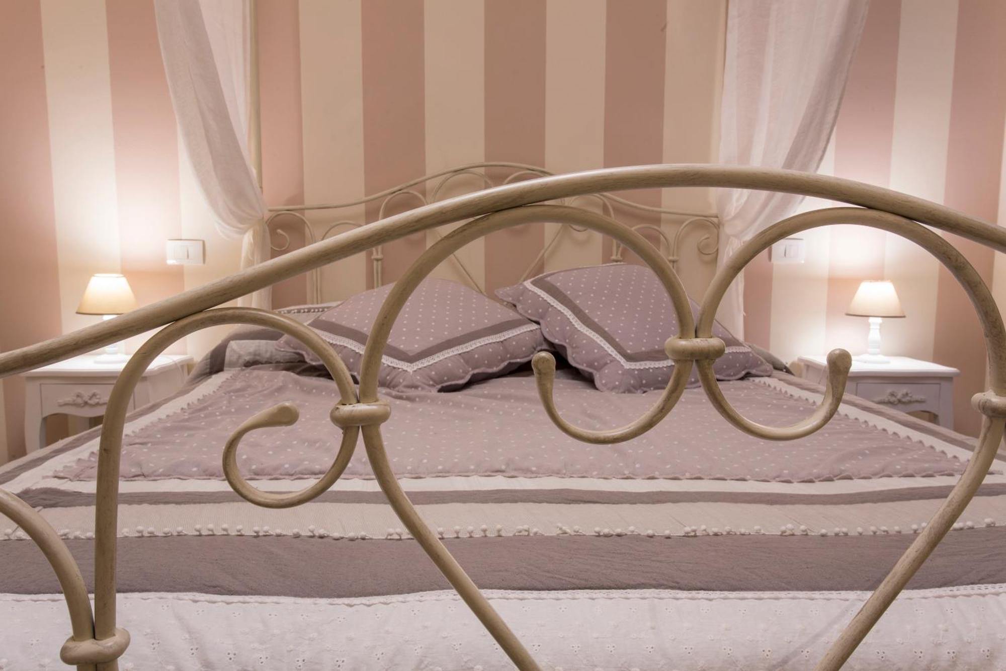 La Vecchia Tenenza B&B Città della Pieve Exterior foto